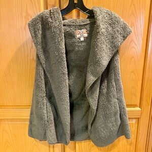 Dylan Hooded Gray Faux Fur Vest Size Small